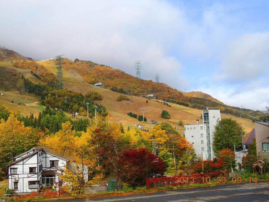 Naeba Lodge Oka Yuzawa  Buitenkant foto