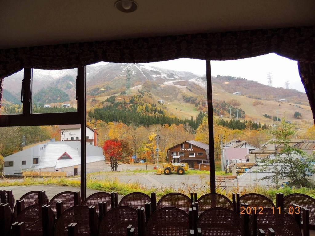 Naeba Lodge Oka Yuzawa  Buitenkant foto